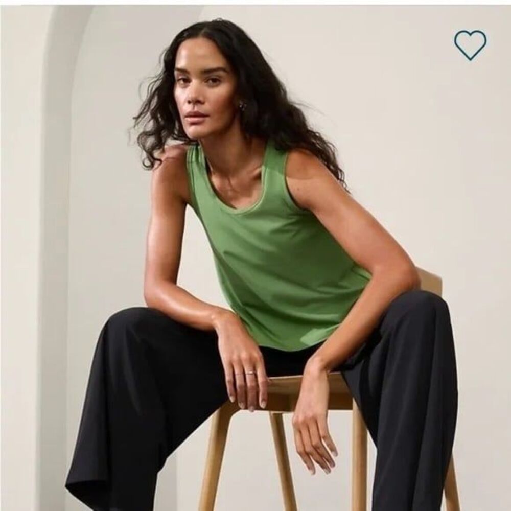 Athleta tank top